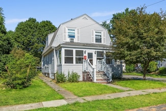 16 Tremont St, Maynard, MA 01754