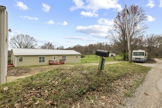 10295 Lookout Rd SW, Lancaster, OH 43130