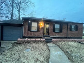 9321 Nelan Dr, Saint Louis, MO 63137