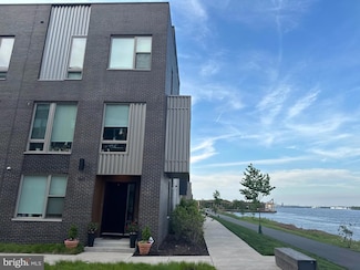 3213 Birchview Walk, Philadelphia, PA 19125