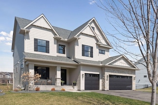 6848 Creekside Way, Excelsior, MN 55331