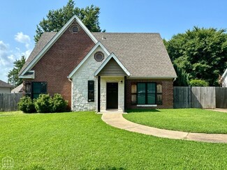 1102 E Craighead Forest Rd, Jonesboro, AR 72404