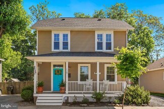 129 Princess Anne St, Fredericksburg, VA 22401