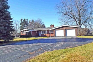 26 Windywood Rd, Barre, VT 05641