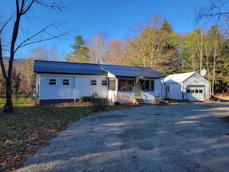 426 Drake Hill Rd, Albany, NH 03818