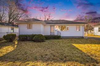 1244 Sorin St, South Bend, IN 46617