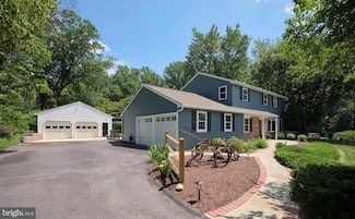 60 Hilltop Dr, Downingtown, PA 19335