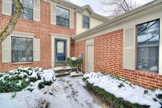 313 Secretariat Ct, Crestview Hills, KY 41017