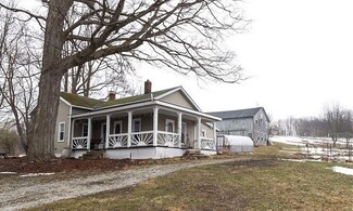 10387 High St, Albion, PA 16401