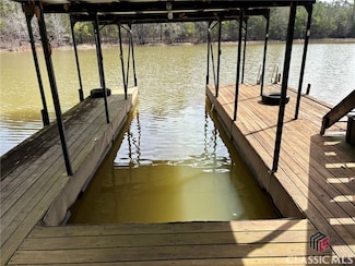 1217 Winding Ridge Dr, Tignall, GA 30668