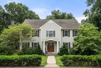 46 Oscars Way, Dedham, MA 02026