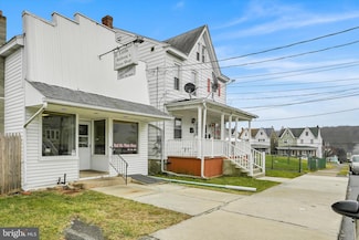 135 S 2nd St, Frackville, PA 17931