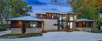 2673 Pine Bluffs Ct, Highland Charter Township, MI 48357