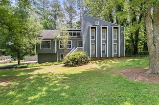 3962 Fairington Dr, Marietta, GA 30066