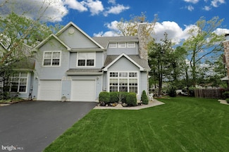 24 Haymarket Ct, East Windsor, NJ 08512