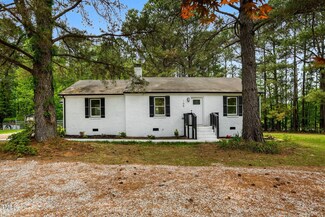 109 Riverbend Dr, Clayton, NC 27527