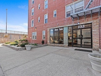 133 Beach 120th St Unit 1B, Rockaway Park, NY 11694