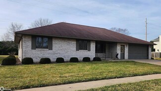 1700 W Larson St, Knoxville, IA 50138