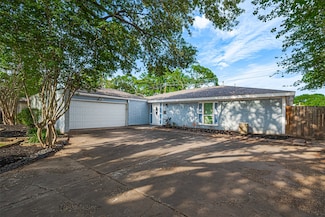 7730 Maple Tree Dr, Houston, TX 77088