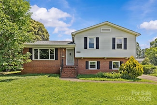 2000 Townsend Ave, Charlotte, NC 28205