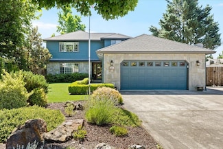 487 Creekside Cir, Central Point, OR 97502
