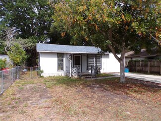 5503 60th Way N, Saint Petersburg, FL 33709