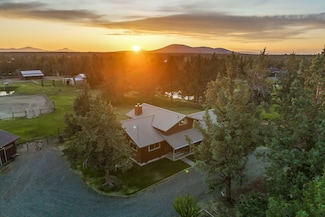 6262 SW Nighthawk Ave, Redmond, OR 97756