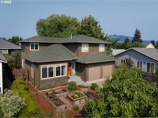 1610 Freedom Loop, Hood River, OR 97031