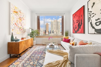 350 E 82nd St Unit 12D, New York, NY 10028