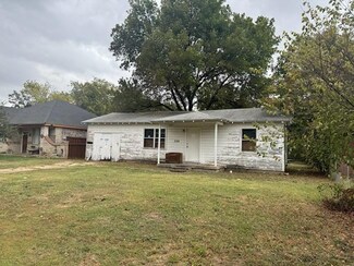 326 Adams St, Wilmer, TX 75172
