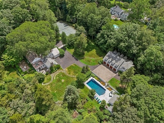 114 Ferris Hill Rd, New Canaan, CT 06840