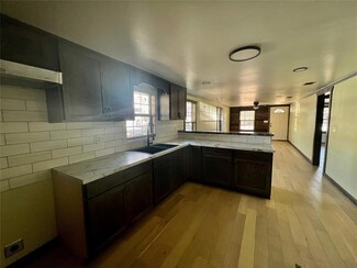 305 Allen St, Broken Bow, OK 74728