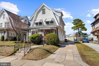 206 N Manoa Rd, Havertown, PA 19083