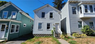 131 W Schuyler St, Oswego, NY 13126