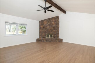 2723 W Ash St, Rogers, AR 72758