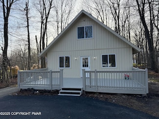 3106 Mohawk Trail, Tobyhanna, PA 18466