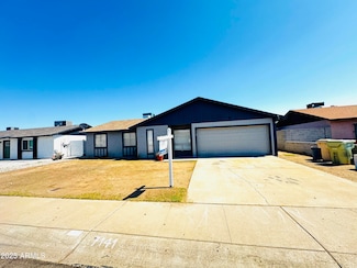 7141 W Denton Ln, Glendale, AZ 85303