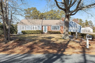 6 Greenland Cir, Yarmouth Port, MA 02675