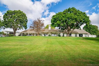9 Country Glen Rd, Fallbrook, CA 92028