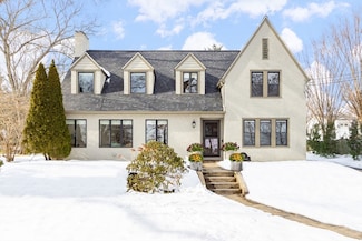 79 South St, Needham, MA 02492