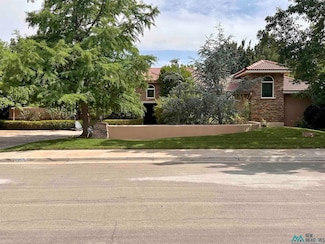1412 N Circle Diamond Dr, Roswell, NM 88201