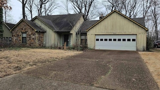 7944 Dovie Ln, Germantown, TN 38138