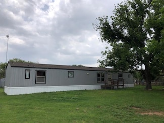 401 S Woodward Ave, Ballinger, TX 76821