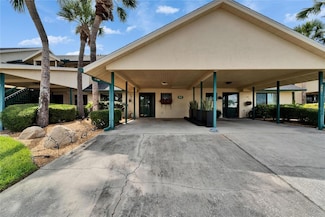 644 Yardarm Dr Unit 22, Apollo Beach, FL 33572