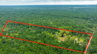 450 Buster's Paradise Ln, Cordesville, SC 29434