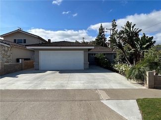 10688 Morning Glory Ave, Fountain Valley, CA 92708