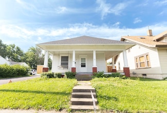 486 E Rollins St, Moberly, MO 65270