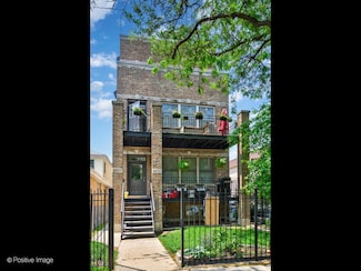 4030 N California Ave Unit 3, Chicago, IL 60618