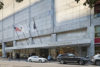 180 E Pearson St Unit 4901, Chicago, IL 60611