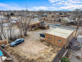 1217 Agua Fria St, Santa Fe, NM 87501
